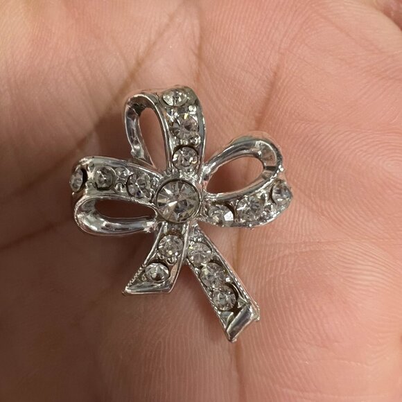 Vintage Silver Tone and Rhinestones Bow Brooch - Picture 2 of 6